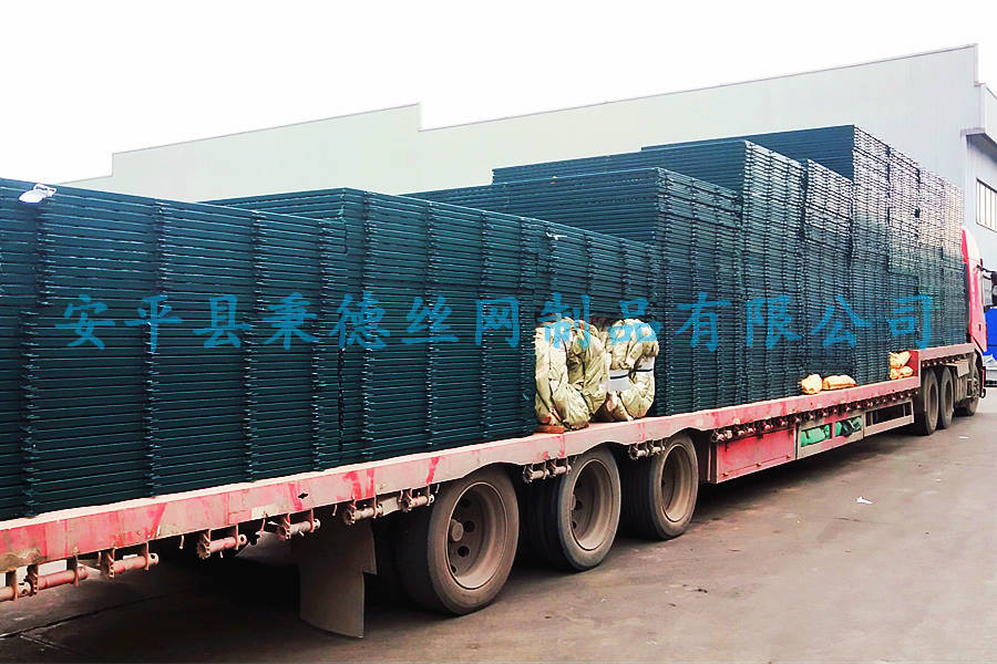 常州景區(qū)護欄網(wǎng)項目